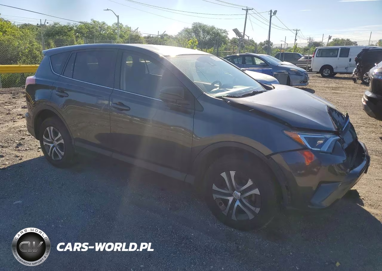 2018 Toyota Rav4 Le VIN:JTMBFREV4JJ732644 - 4
