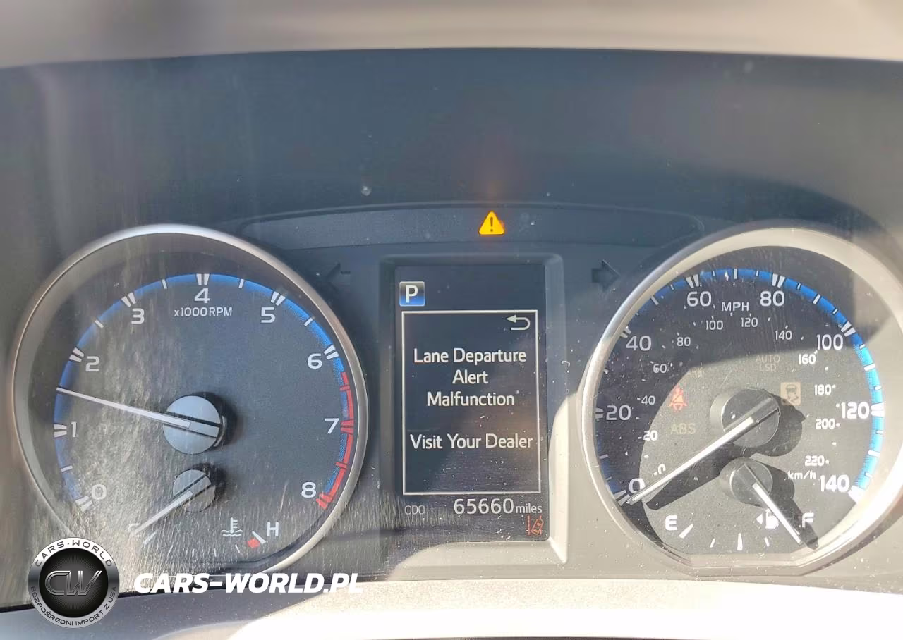 2018 Toyota Rav4 Le VIN:JTMBFREV4JJ732644 - 9