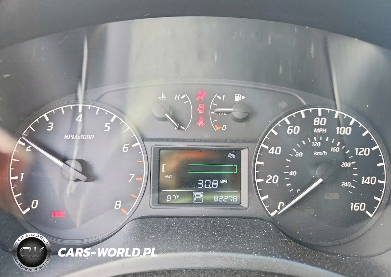 2016 Nissan Sentra S VIN:3N1AB7AP1GY317727 - 9