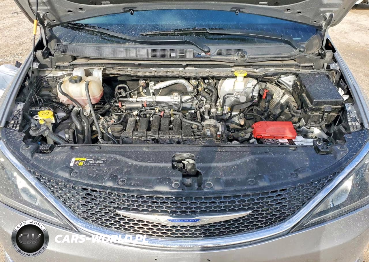 2020 Chrysler Pacifica Touring L VIN:2C4RC1BG3LR269358 - 12