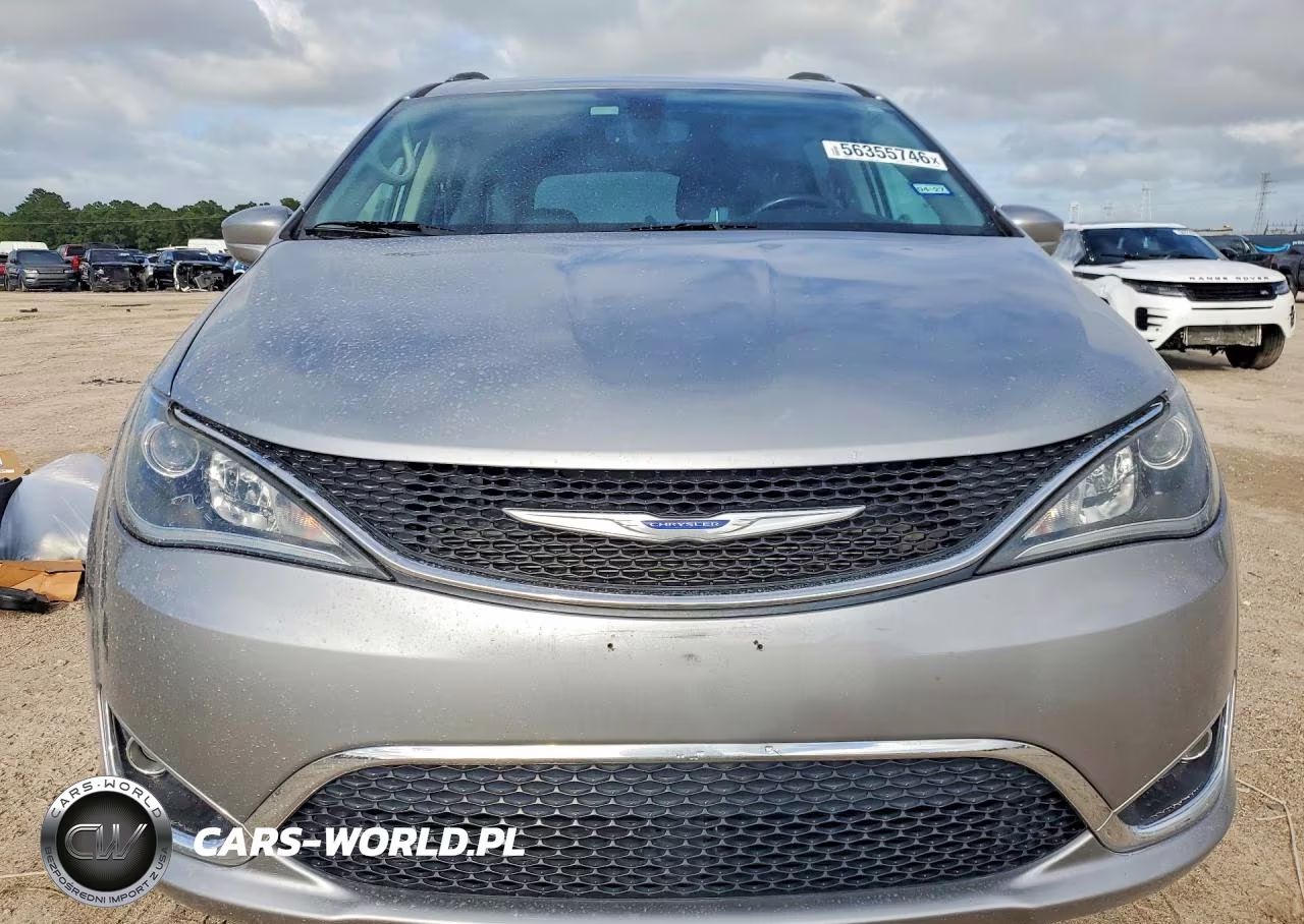 2020 Chrysler Pacifica Touring L VIN:2C4RC1BG3LR269358 - 5