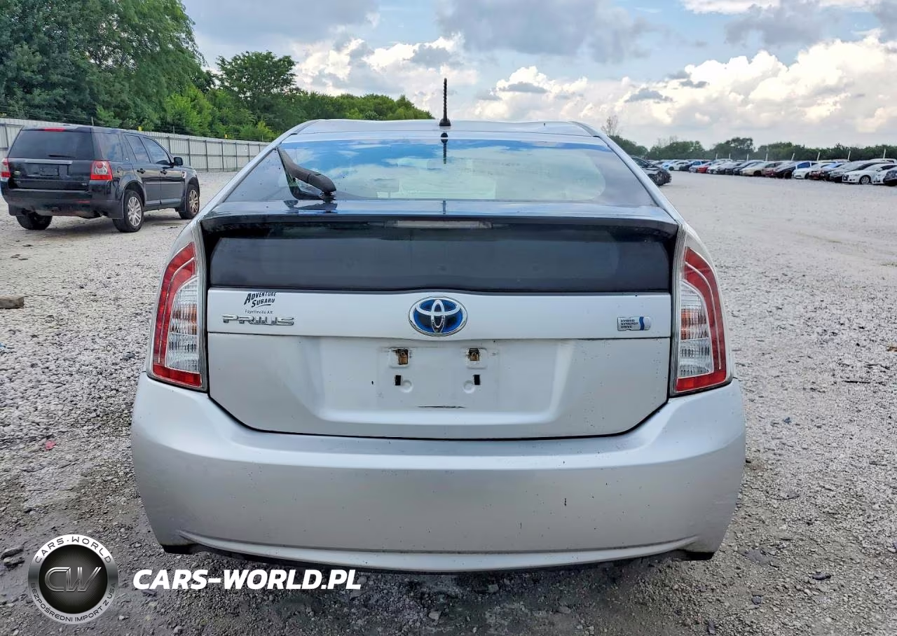 2014 Toyota Prius Two VIN:JTDKN3DU8E1771171 - 6