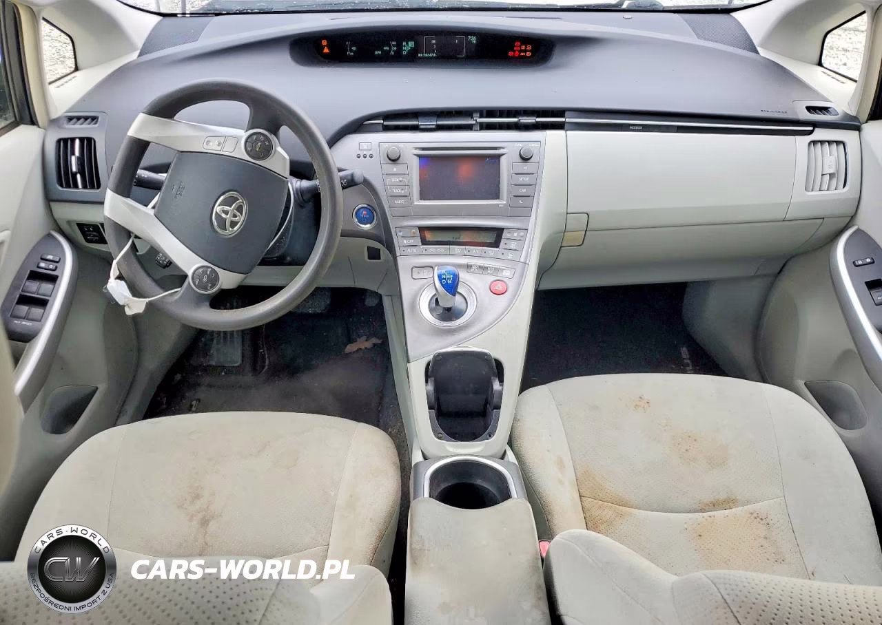 2014 Toyota Prius Two VIN:JTDKN3DU8E1771171 - 8
