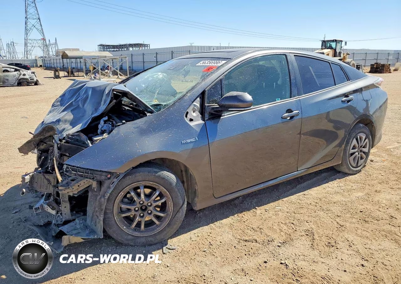 2016 Toyota Prius Three