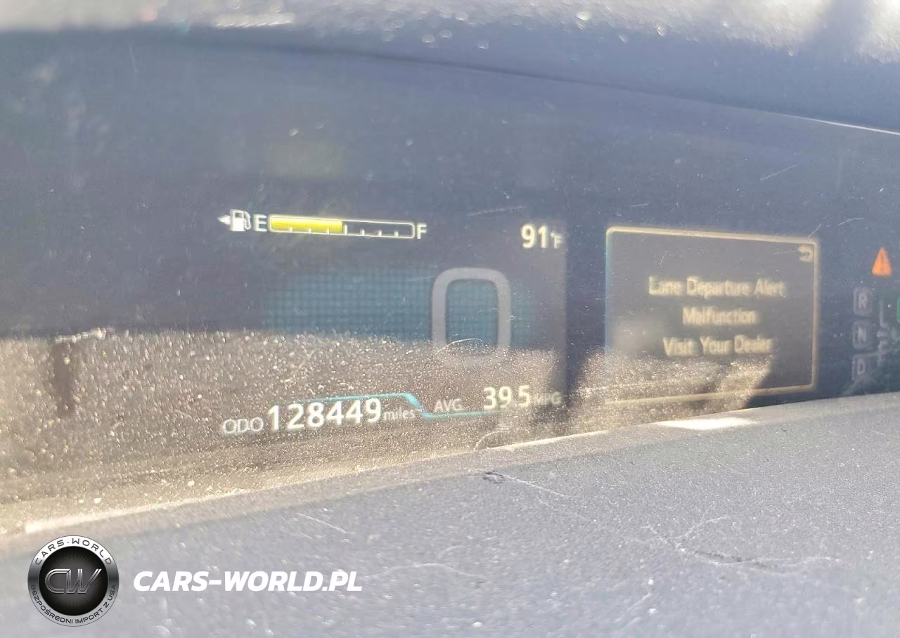 2016 Toyota Prius Three VIN:JTDKARFU9G3027291 - 9