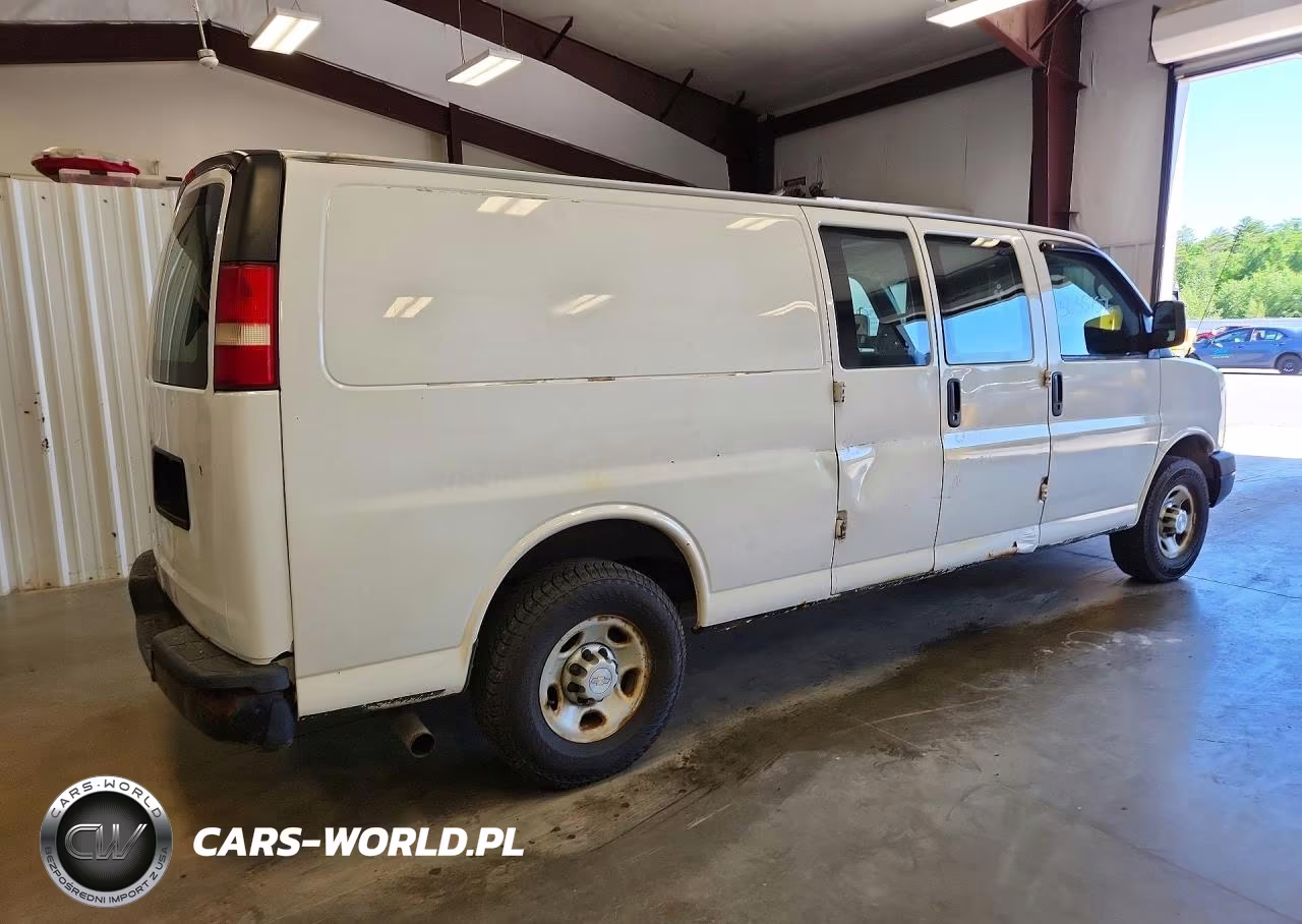 2015 Chevrolet Express G3500 VIN:1GCZGUCF0F1115226 - 3