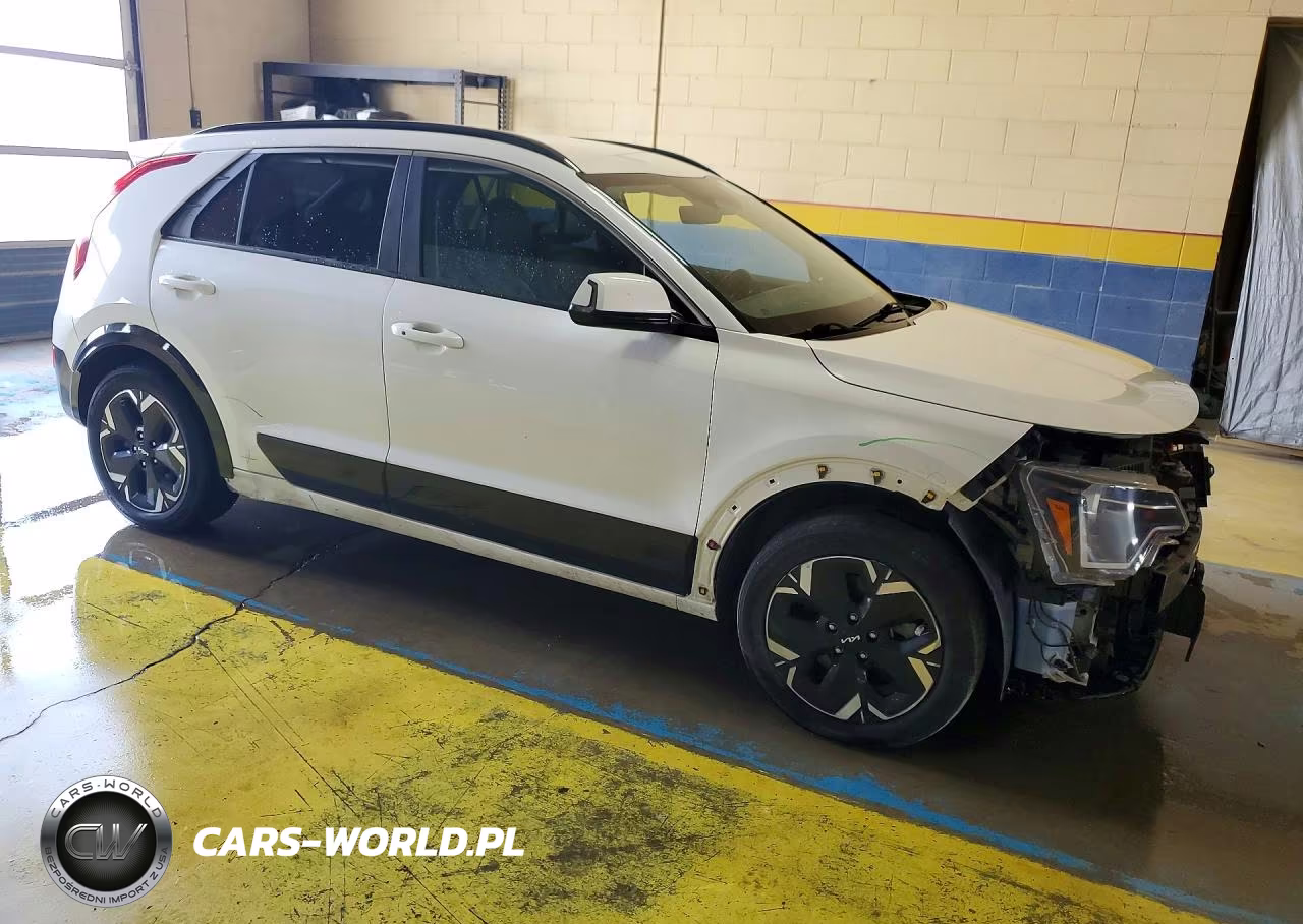 2023 Kia Niro Wind VIN:KNDCR3L1XP5049101 - 4