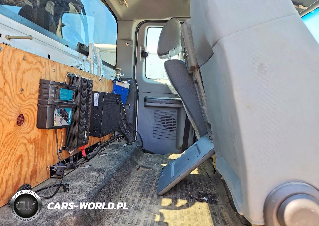 2015 Ford F750 Super Duty VIN:3FRXX7FKXFV638576 - 10