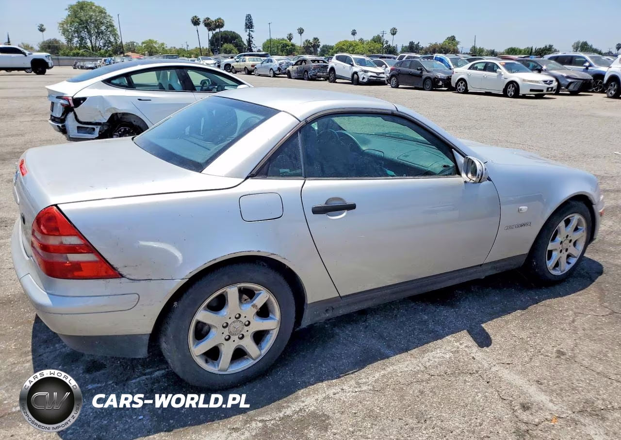2000 Mercedes-Benz Slk 230 Kompressor VIN:WDBKK47FXYF155554 - 3
