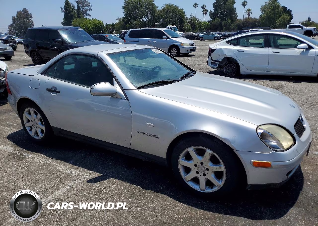2000 Mercedes-Benz Slk 230 Kompressor VIN:WDBKK47FXYF155554 - 4