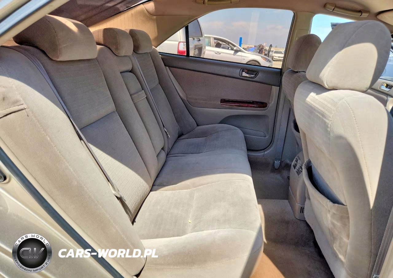 2005 Toyota Camry Xle VIN:4T1BE32K55U073791 - 10