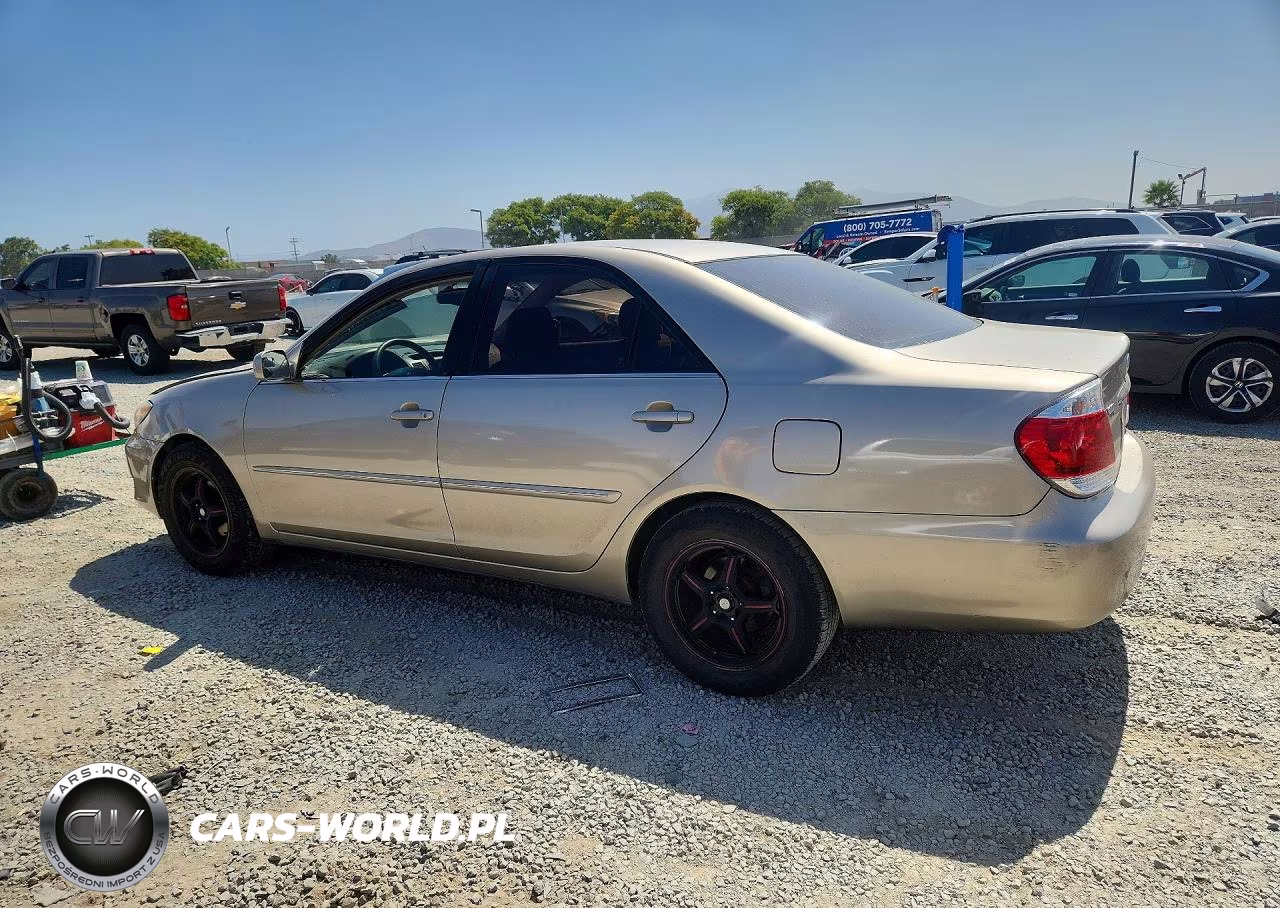 2005 Toyota Camry Xle VIN:4T1BE32K55U073791 - 2