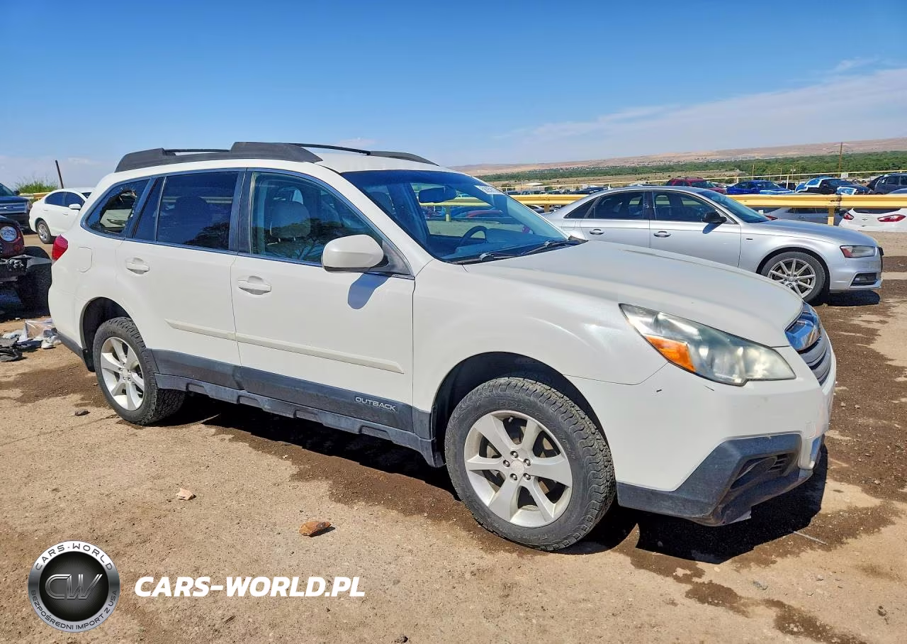 2013 Subaru Outback 2.5I Premium VIN:4S4BRBCC2D1299583 - 4