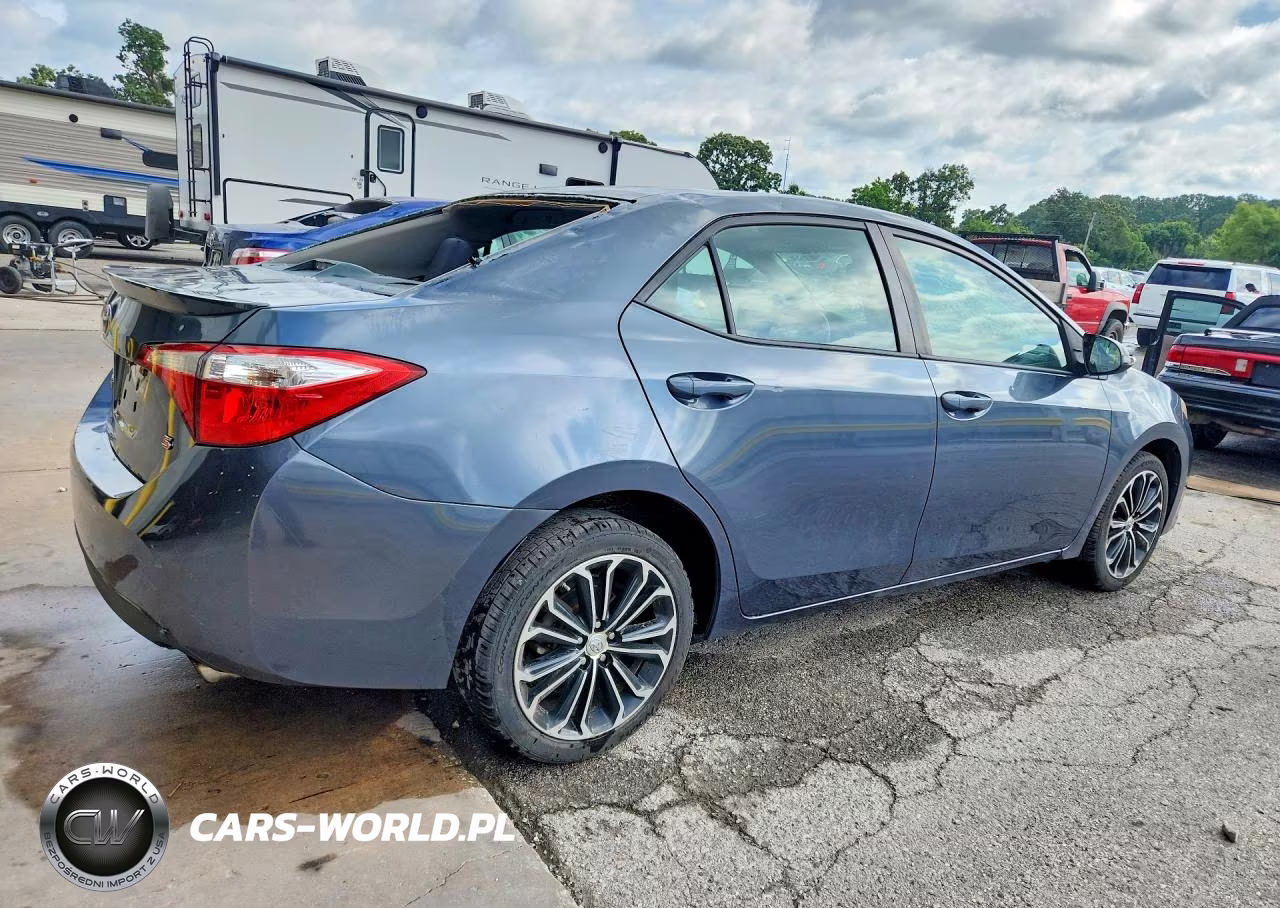 2015 Toyota Corolla S Plus VIN:5YFBURHE3FP220622 - 3
