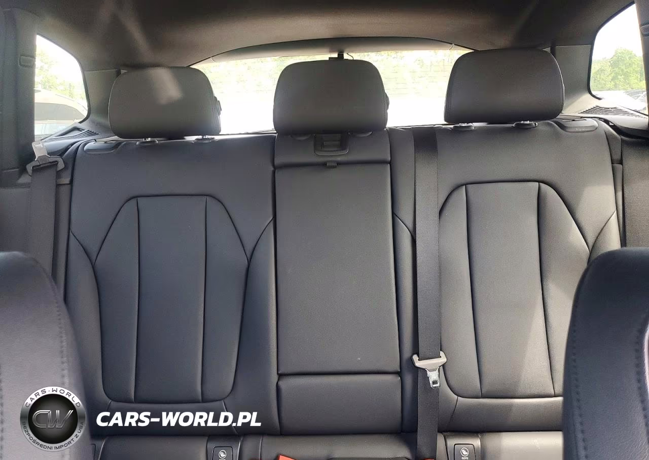 2018 BMW X3 xDrive30I VIN:5UXTR9C52JLC73733 - 10