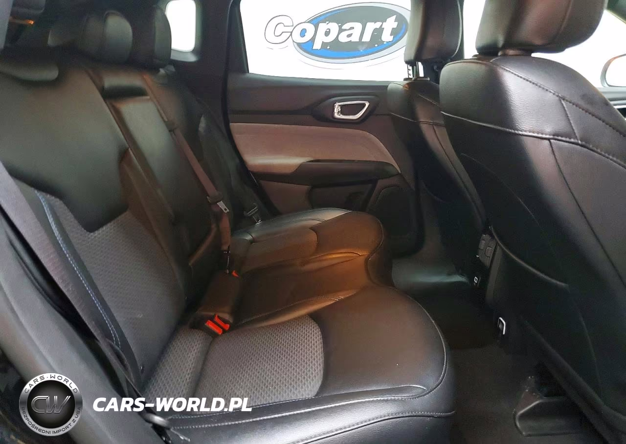 2024 Jeep Compass Latitude VIN:3C4NJDBN6RT111932 - 11