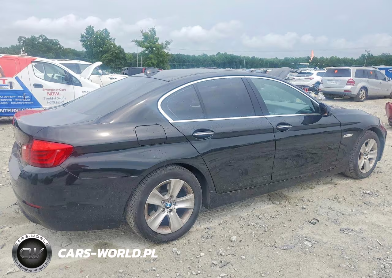 2012 BMW 528 I VIN:WBAXG5C56CDX03658 - 3