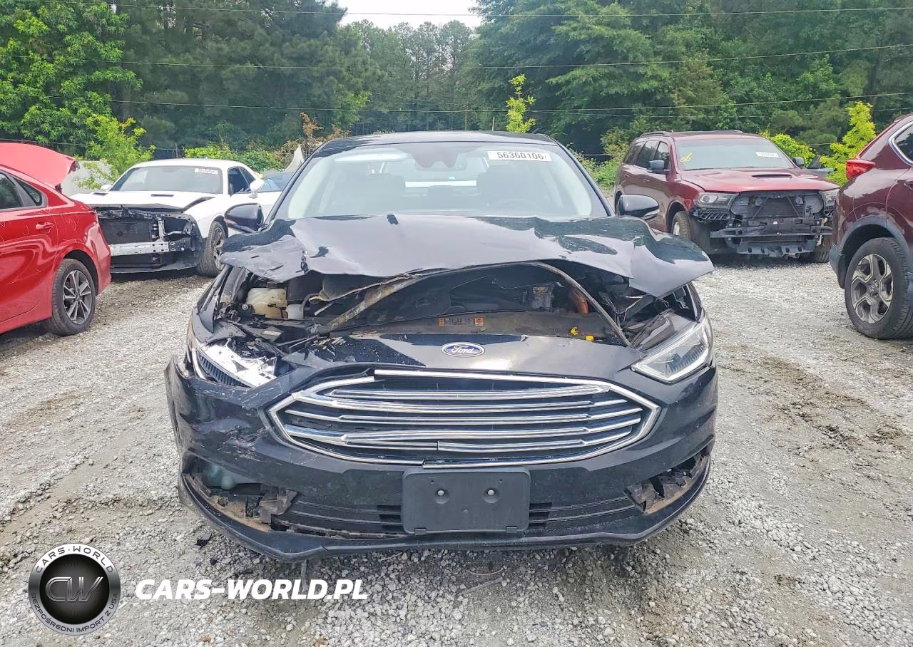 2018 Ford Fusion Se Hybrid VIN:3FA6P0LU0JR261558 - 5