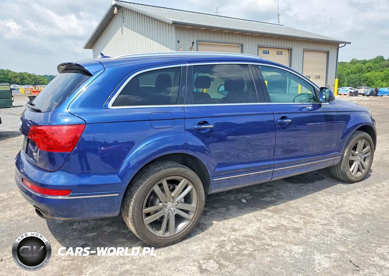 2015 Audi Q7 Premium Plus VIN:WA1LGAFE8FD025256 - 3