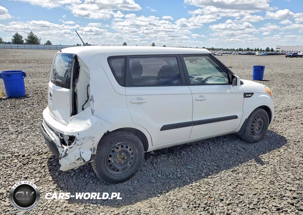 2012 Kia Soul Base VIN:KNDJT2A53C7436922 - 3