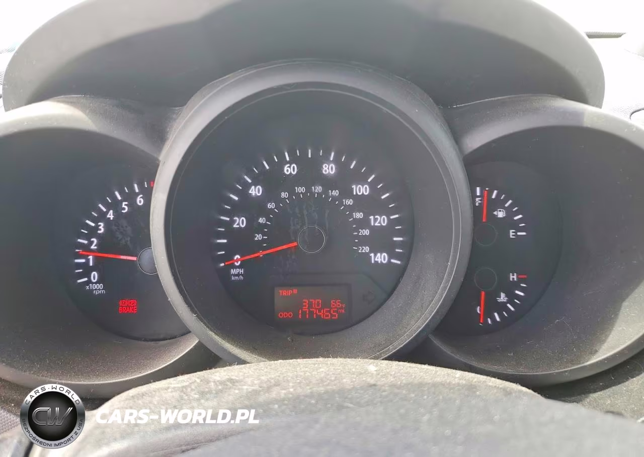 2012 Kia Soul Base VIN:KNDJT2A53C7436922 - 9