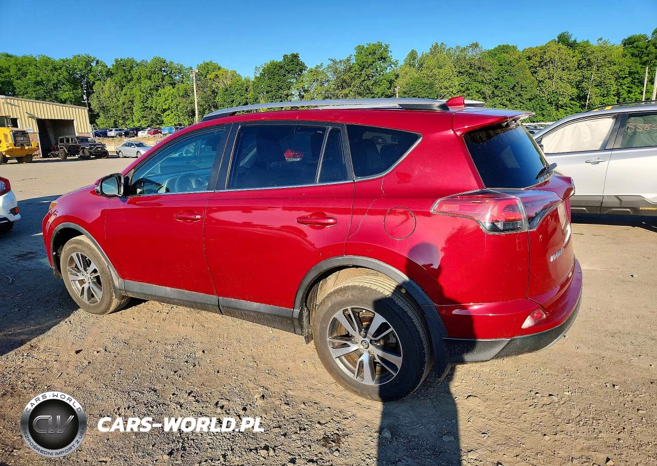 2018 Toyota Rav4 Xle VIN:2T3RFREV9JW805233 - 2
