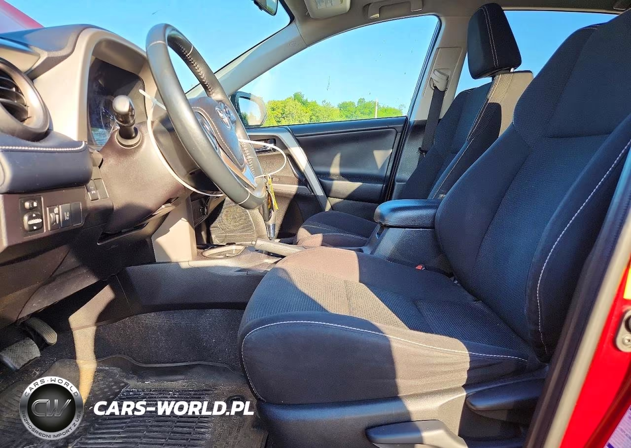 2018 Toyota Rav4 Xle VIN:2T3RFREV9JW805233 - 7