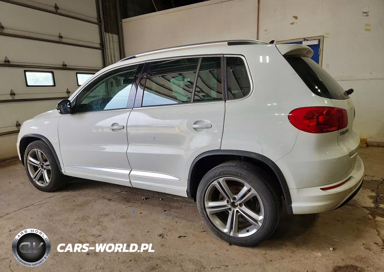 2017 Volkswagen Tiguan Sport VIN:WVGUV7AX1HW509056 - 2