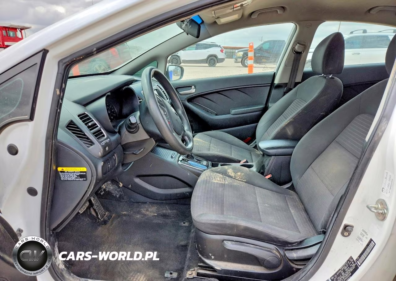 2018 Kia Forte Lx VIN:3KPFL4A76JE201334 - 7