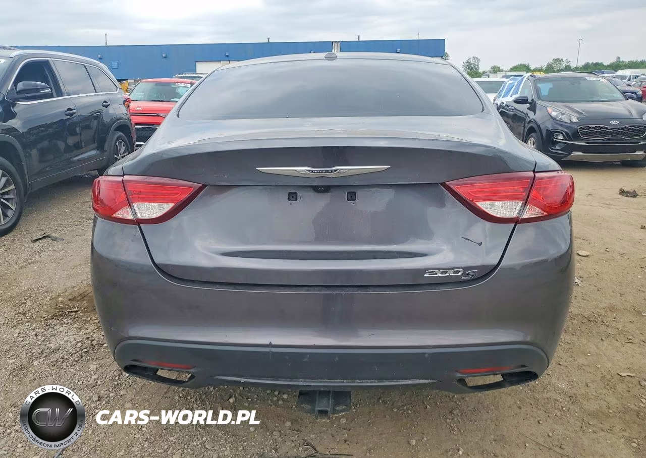 2015 Chrysler 200 S VIN:1C3CCCBB0FN752432 - 6