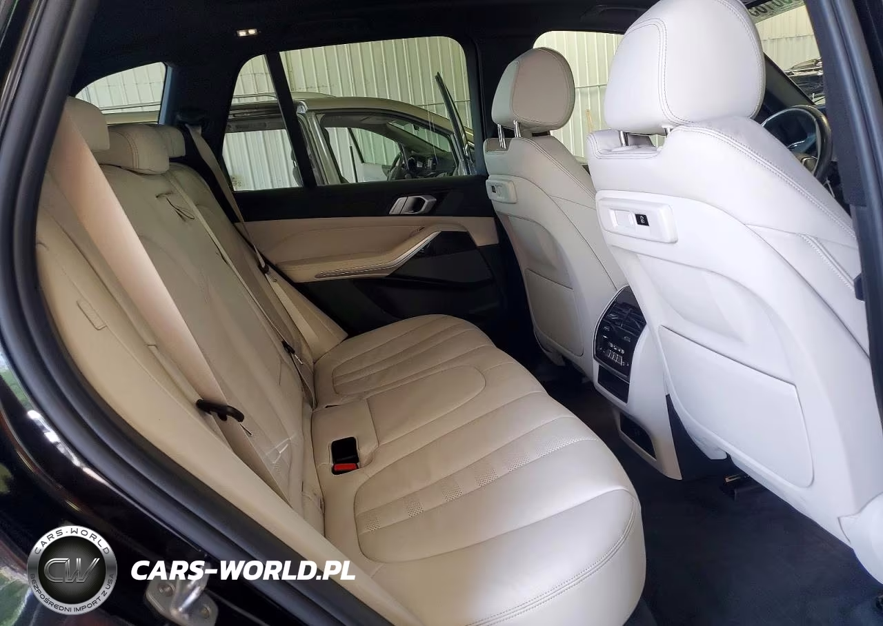 2019 BMW X5 xDrive40I VIN:5UXCR6C56KLL24096 - 11