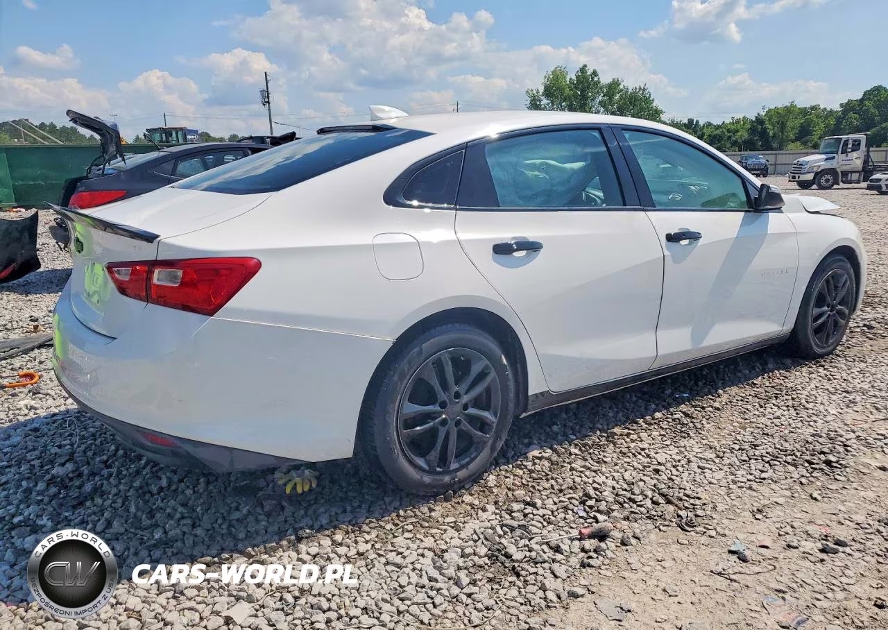 2016 Chevrolet Malibu Lt VIN:1G1ZE5ST8GF209984 - 3
