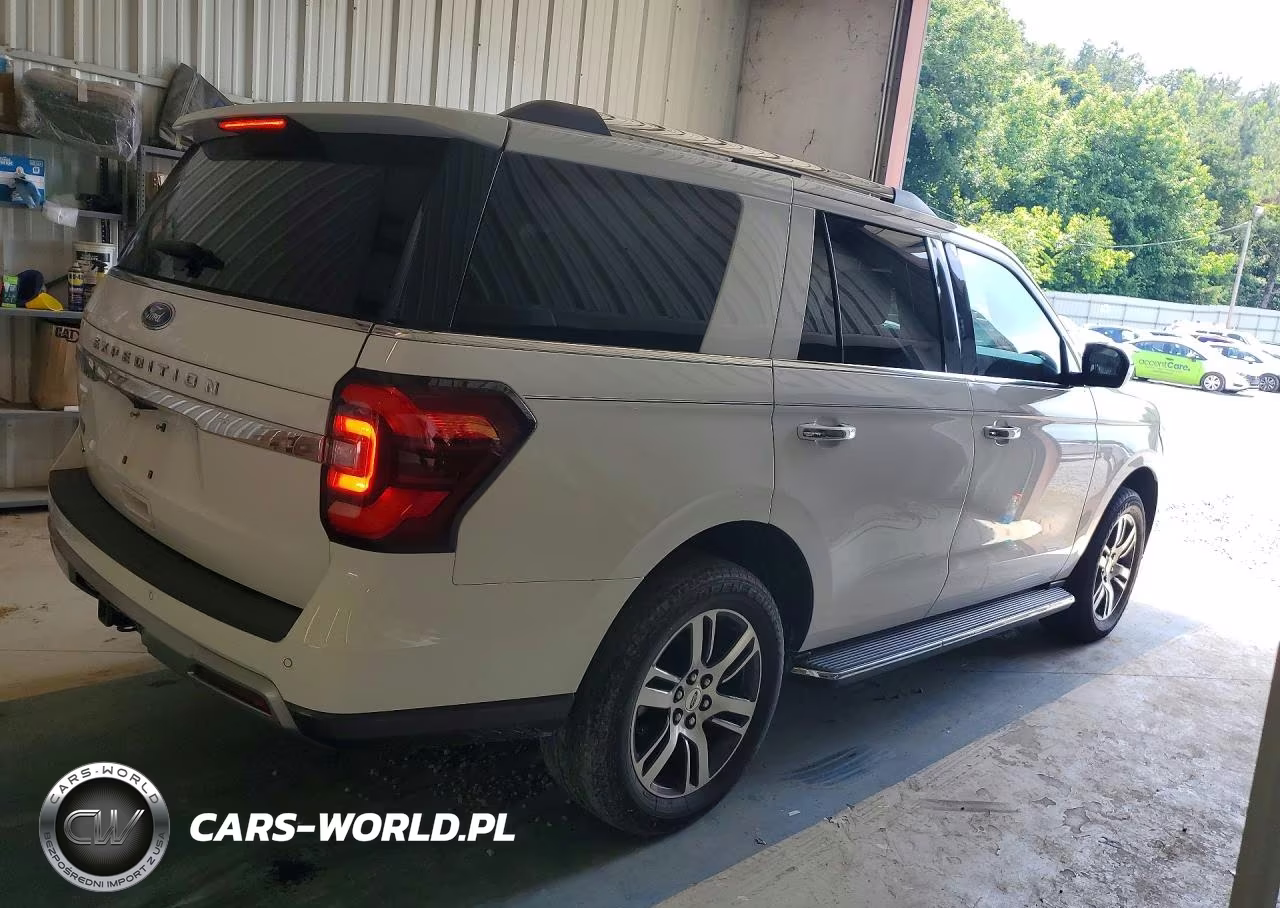2023 Ford Expedition Limited VIN:1FMJU2A88PEA40103 - 3