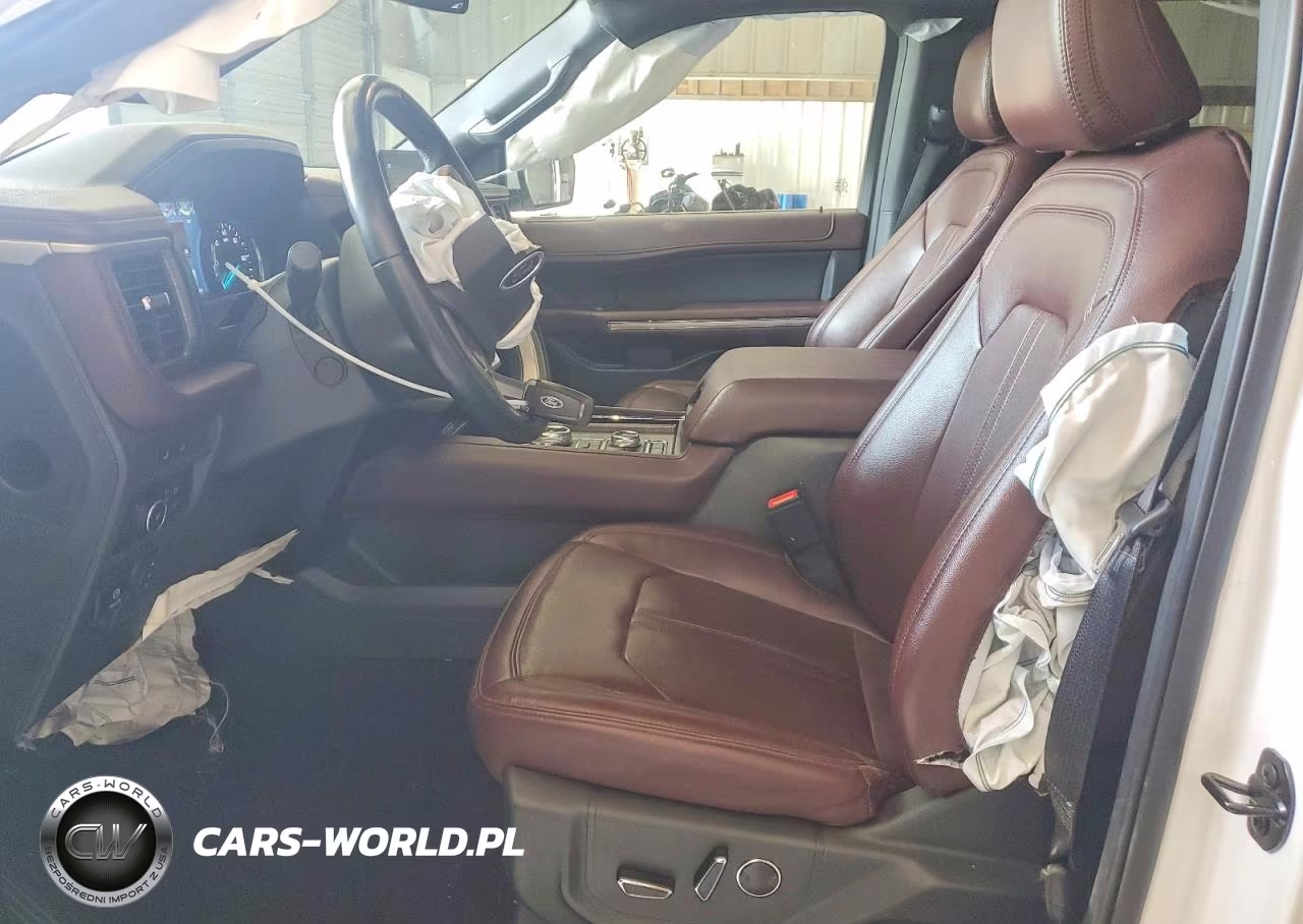 2023 Ford Expedition Limited VIN:1FMJU2A88PEA40103 - 7