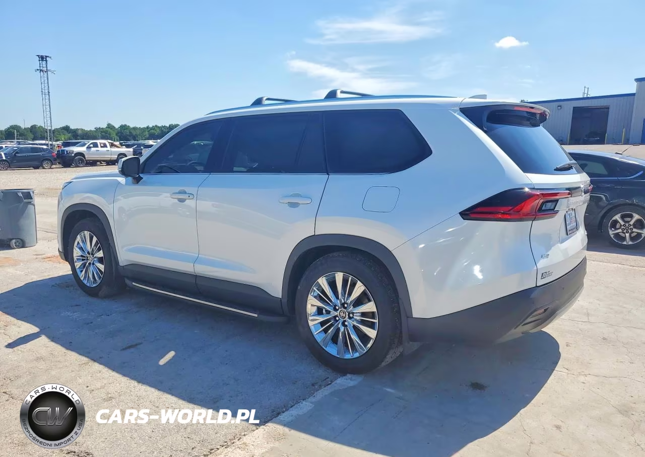 2026 Toyota Grand Highlander Platinum VIN:5TDAAAB56TS117373 - 2