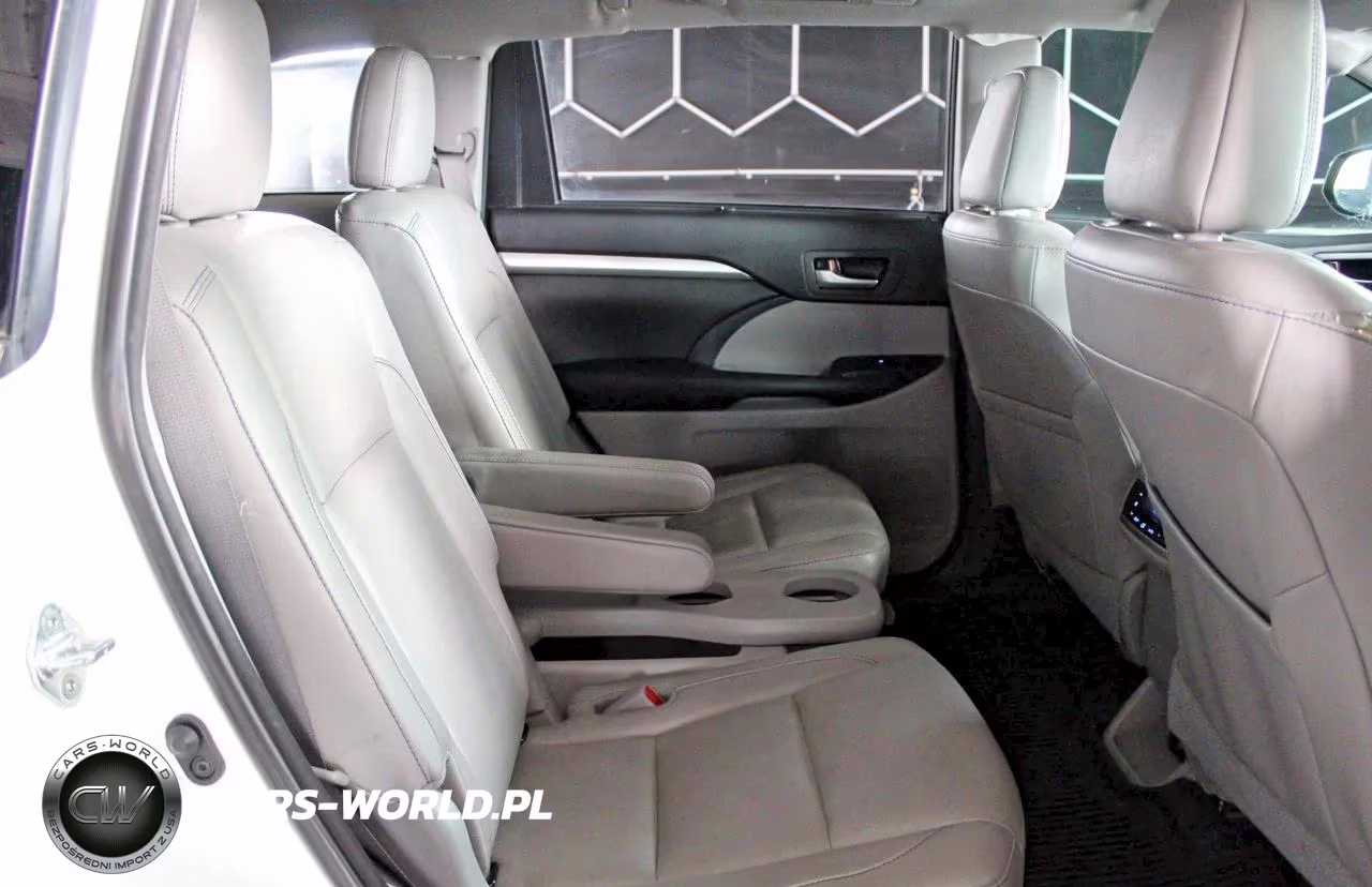 2018 Toyota Highlander Xle VIN:5TDJZRFH4JS883515 - 6