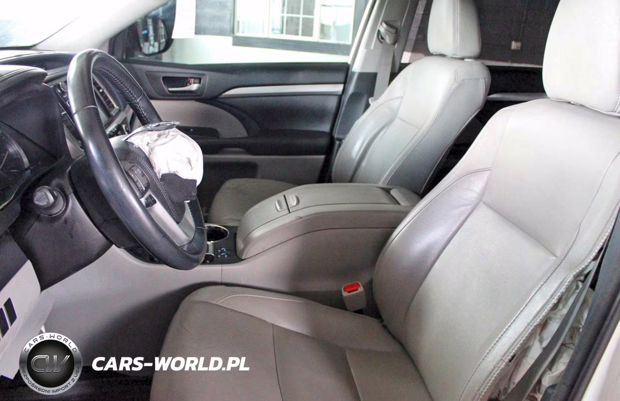 2018 Toyota Highlander Xle VIN:5TDJZRFH4JS883515 - 9