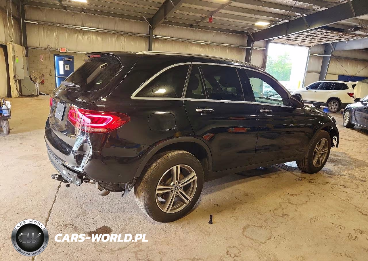 2021 Mercedes-Benz Glc 300 4Matic VIN:W1N0G8EB1MV321132 - 3