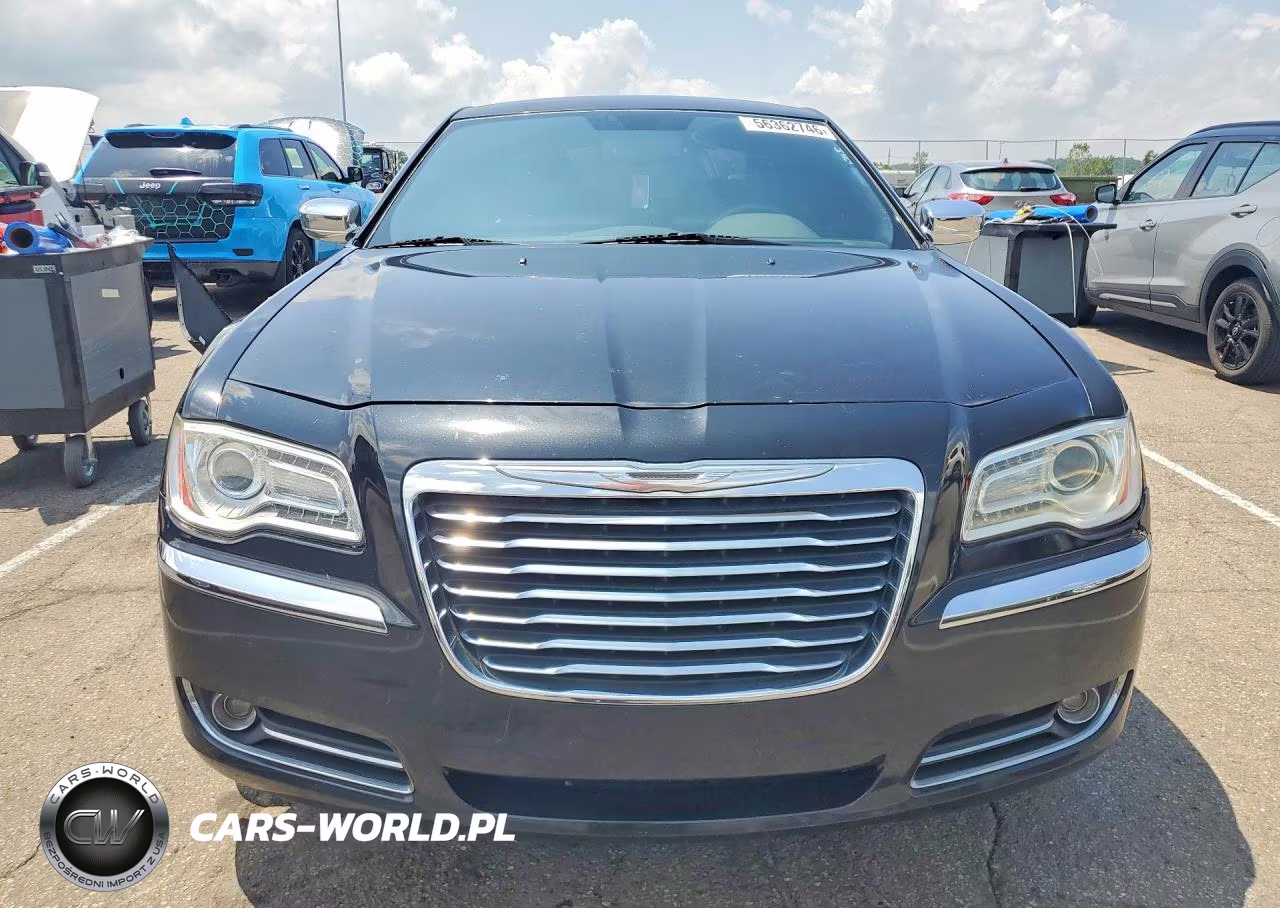 2011 Chrysler 300 Limited VIN:2C3CA5CG4BH547288 - 5