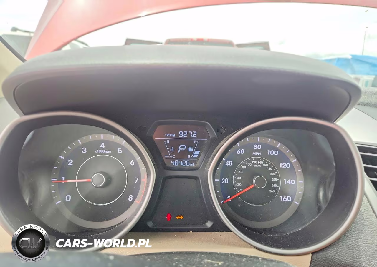 2016 Hyundai Elantra Limited VIN:5NPDH4AE9GH739585 - 9