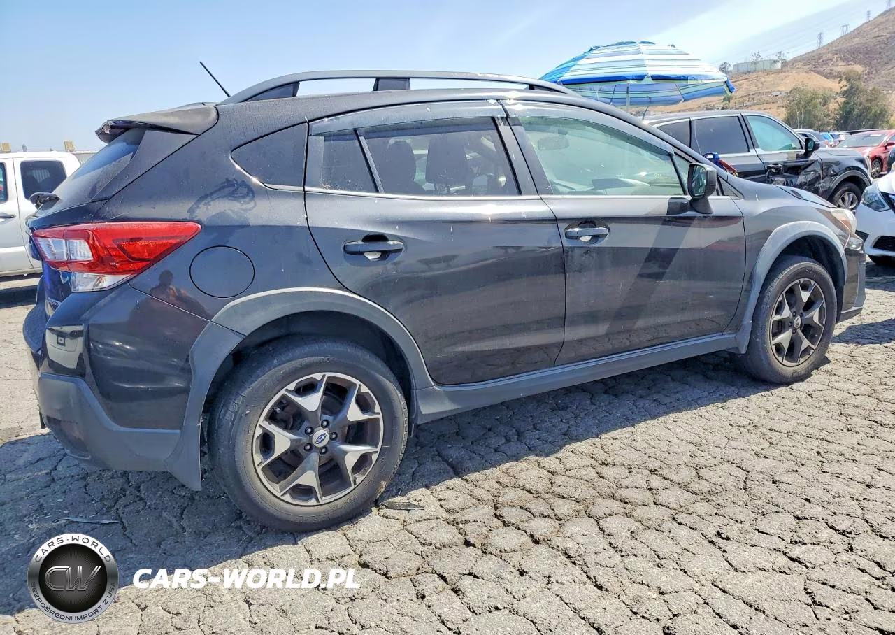 2018 Subaru Crosstrek VIN:JF2GTAAC0JH332285 - 3