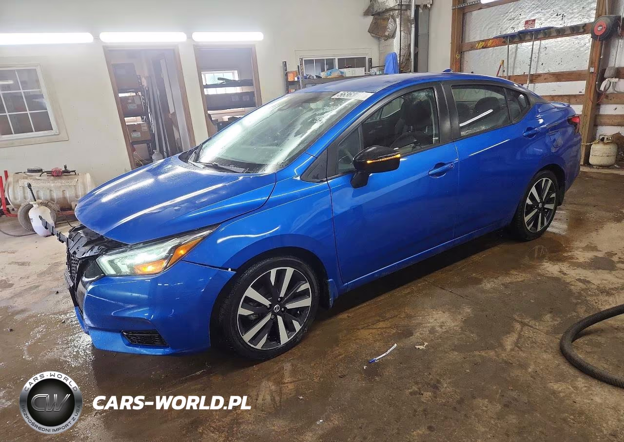 2022 Nissan Versa Sr – zdjęcie 1 z 13