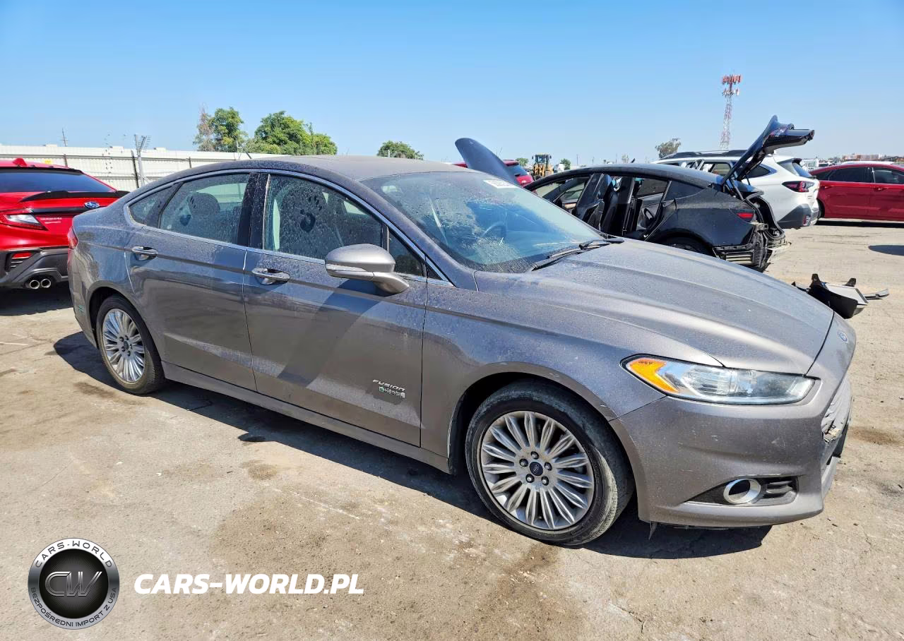 2014 Ford Fusion Titanium Phev VIN:3FA6P0SU8ER299238 - 4