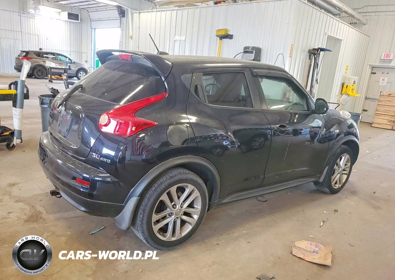2011 Nissan Juke S VIN:JN8AF5MV7BT024971 - 3