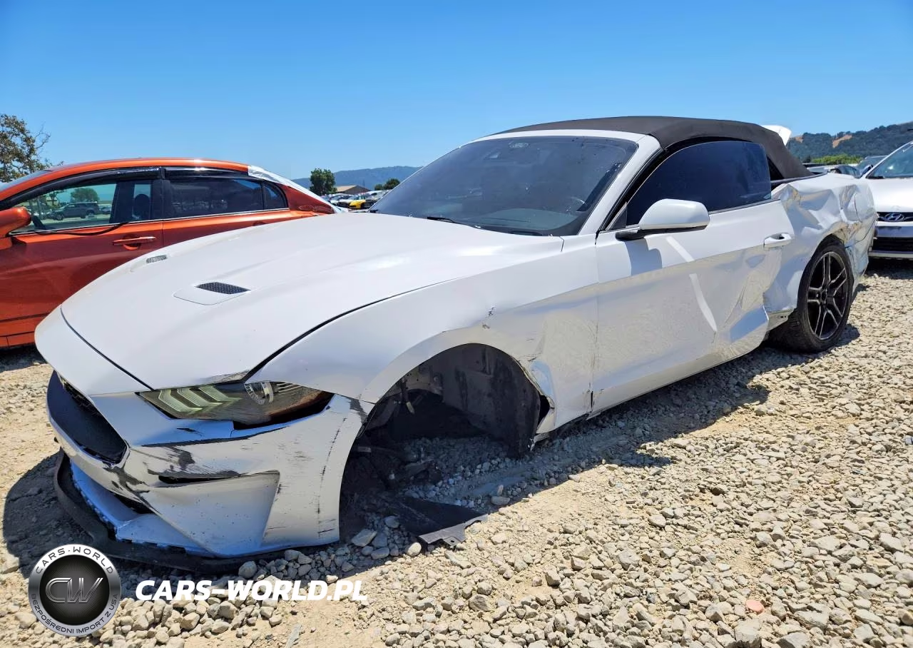 2022 Ford Mustang – zdjęcie 1 z 12