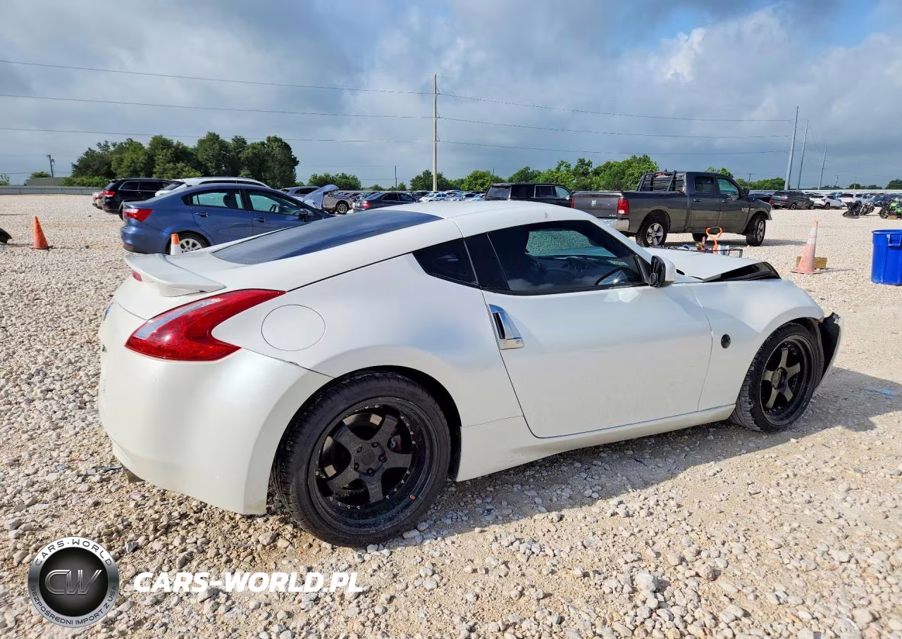 2011 Nissan 370Z Base VIN:JN1AZ4EH1BM550855 - 3