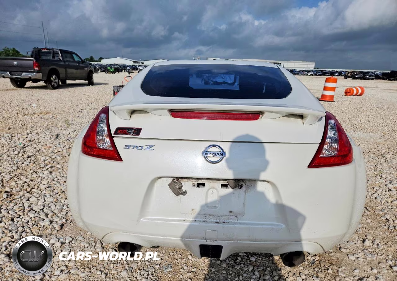 2011 Nissan 370Z Base VIN:JN1AZ4EH1BM550855 - 6