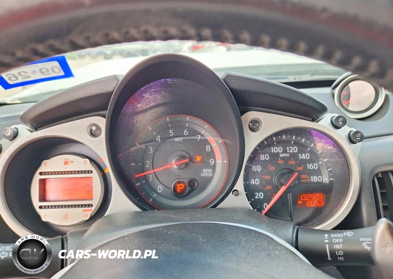 2011 Nissan 370Z Base VIN:JN1AZ4EH1BM550855 - 9