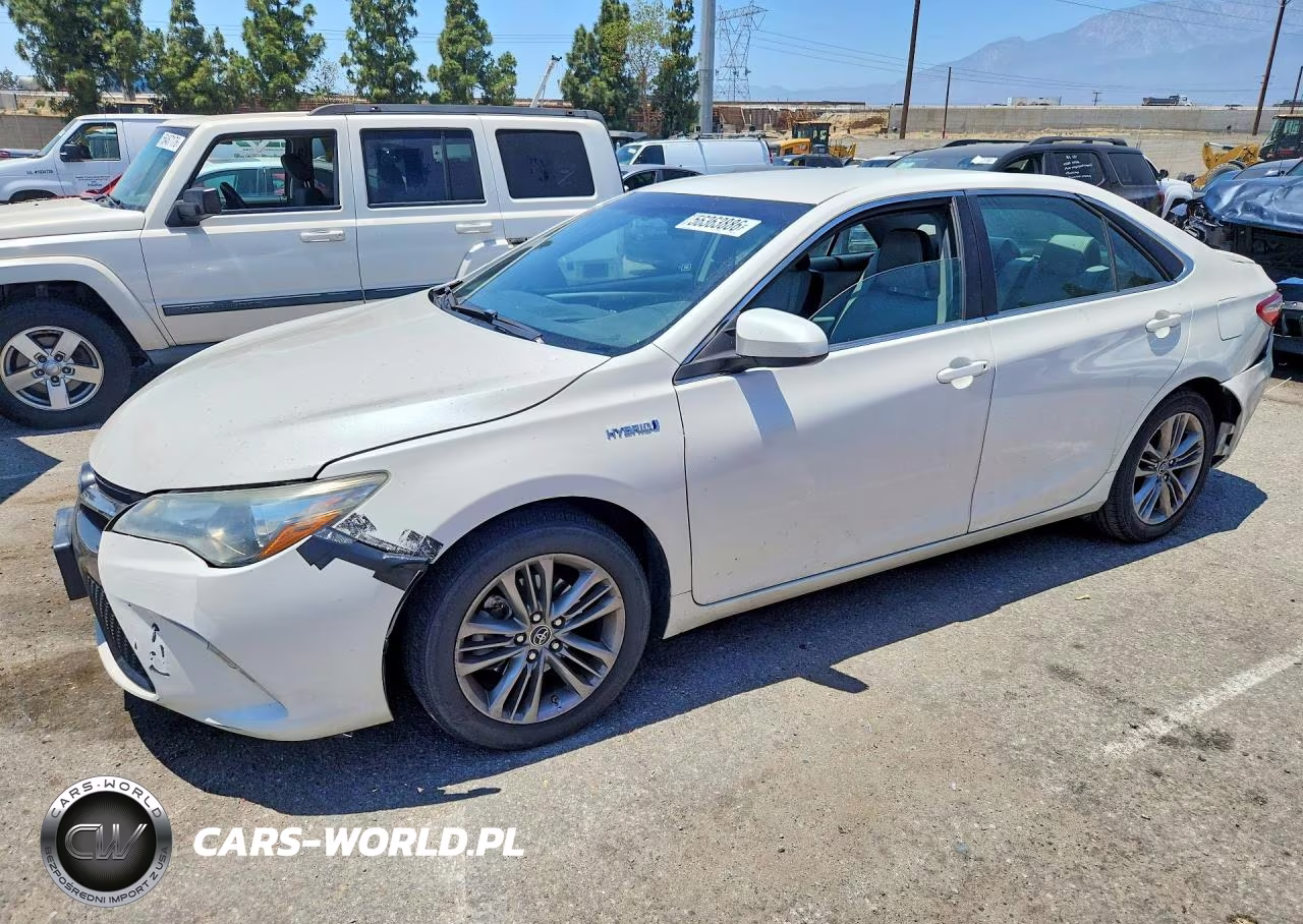 2015 Toyota Camry Hybrid Se