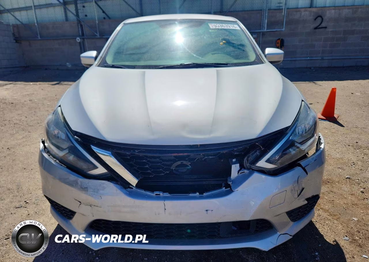 2018 Nissan Sentra S VIN:3N1AB7AP5JY333405 - 5